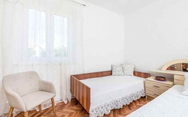 Nice Home in Povljana With Wifi and 2 Bedrooms