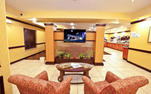 Holiday Inn Express Plymouth