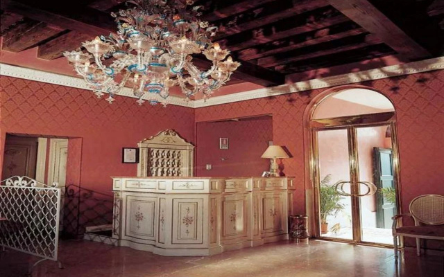 Отель Tre Archi
