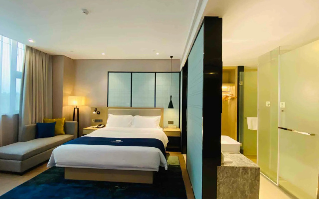 Echarm Hotel (Foshan Huangqi)