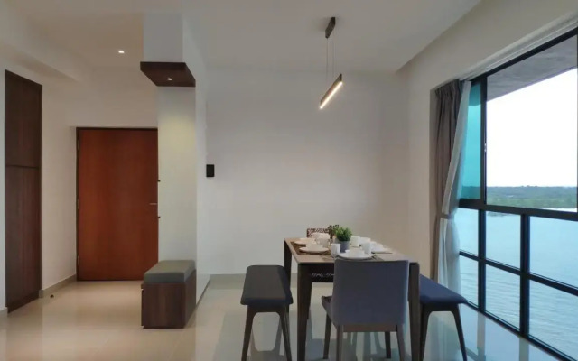 Waterfront (E) 3BR+3Bath+8 Persons+ Wifi+Parking