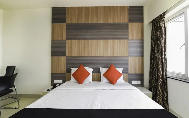Apple Hotel By OYO Rooms
