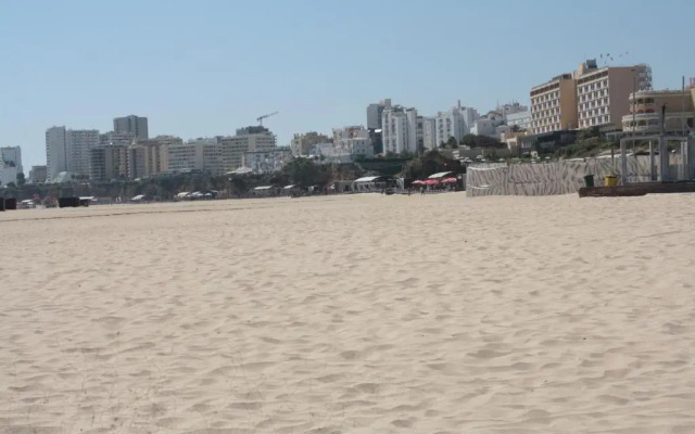 T1 Varandas da Rocha by amcf