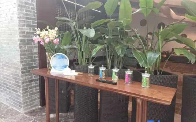 Nirvana Hotel & Resort