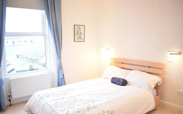 5 Bedroom House in Drumcondra