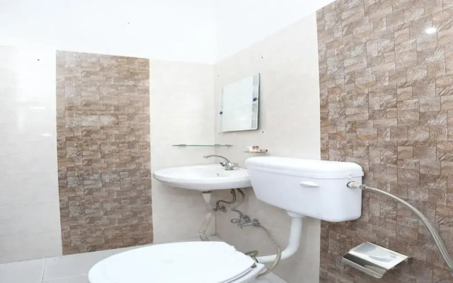 Satyam Home Stay By OYO Rooms