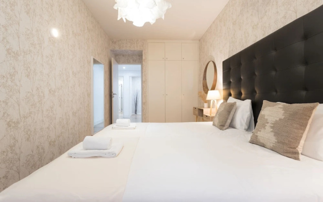 Chiado Modern Three-Bedroom Apartment - by LU Holidays