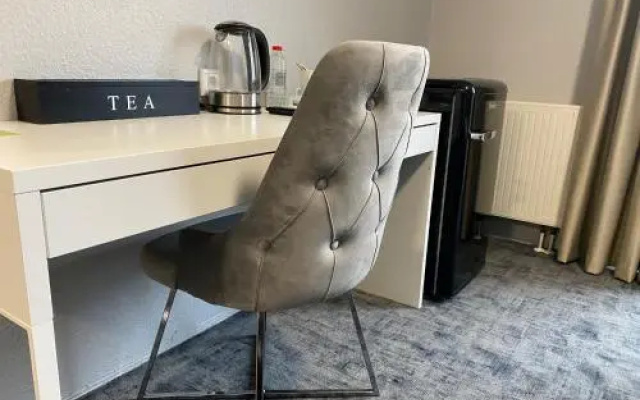 Hotel Deluxe
