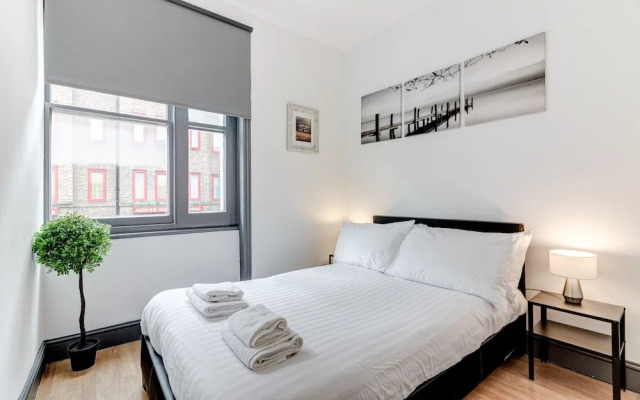 2 Bedroom Apartment 1st Floor Central London