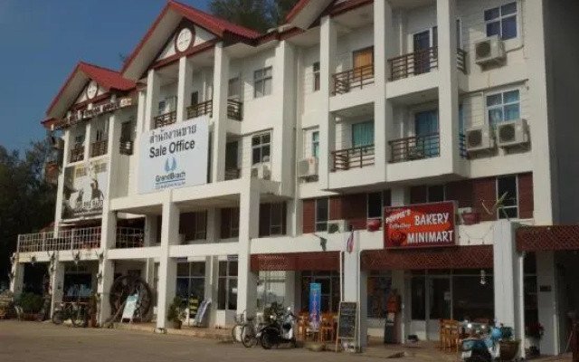 Avatara A64 B Maephimholiday