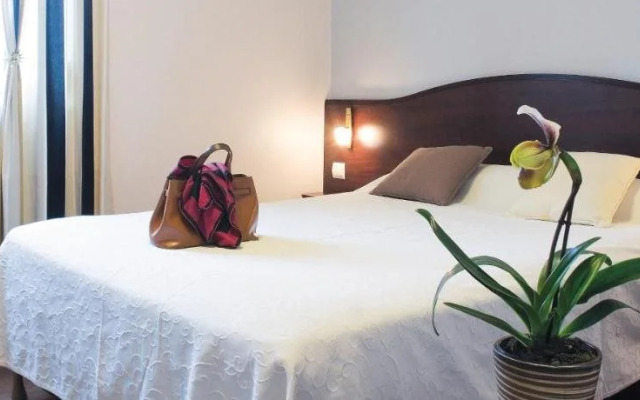 Hotel De France
