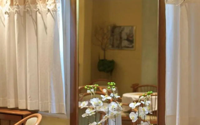 Anesis Hotel