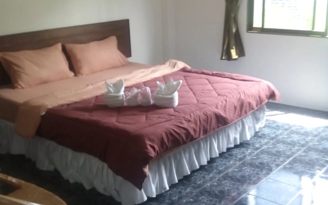 New Sala Thai Guesthouse