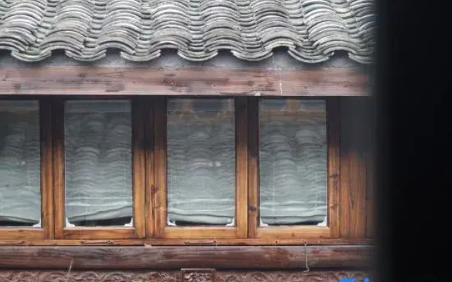 Hangzhou Eight Blessings Inn
