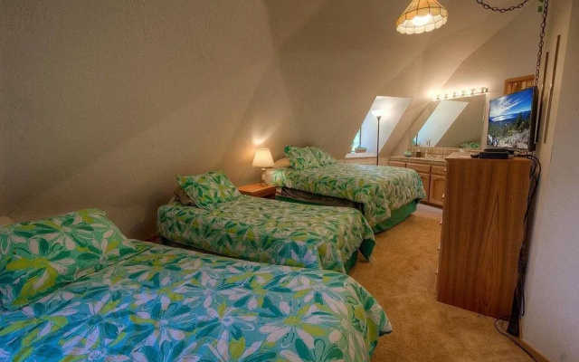 Fool Around House by Lake Tahoe Accommodations