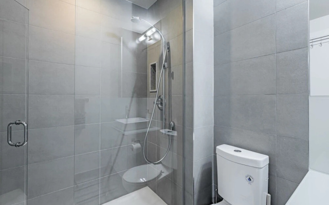 RS Suites CN Tower & MTCC