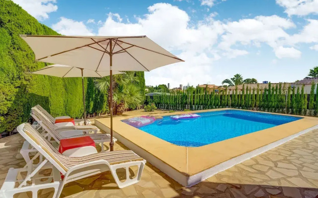 Serene Villa in Calpe With Private Swimming Pool