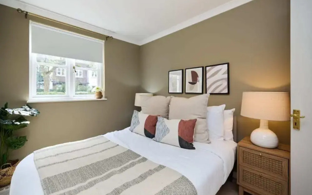 The Brompton Park Escape Bright 2bdr Flat With Patio Access