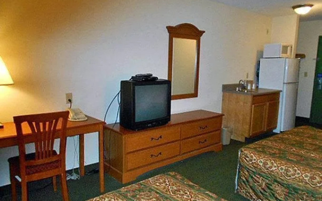 Motel 6 Hinesville, Ga