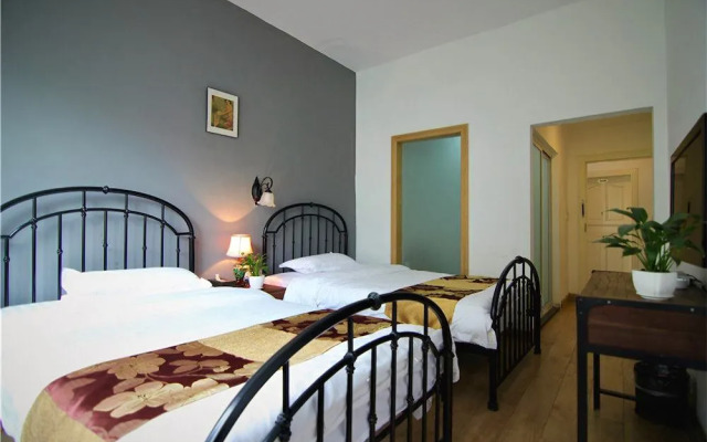 Highpark Riverview Inn