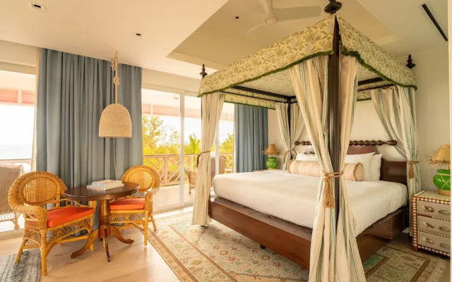 Private Pool Villa at Coral Sands Steps to Pink Sand Beach & Resort Amenities