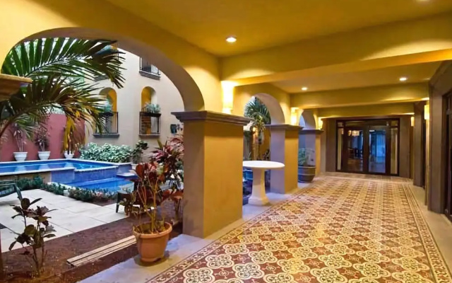 Tamarindo Mango condominiums