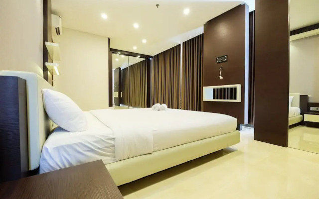 Modern Elegant Design L'Avenue Apartment