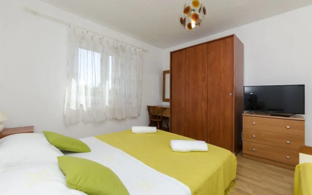 Apartment Jaka