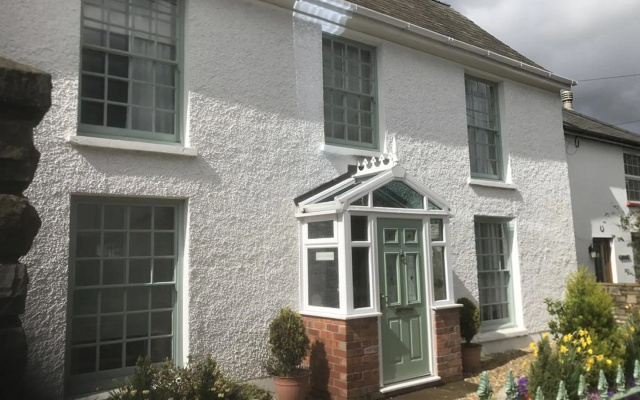 Deri-down Guest House