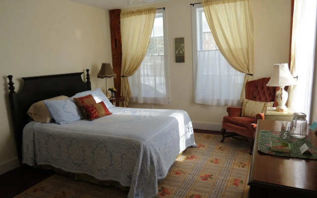 The Rosemont Inn
