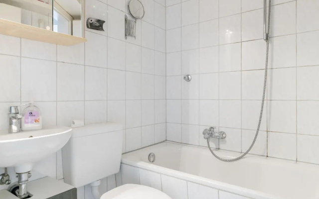 Private Apartment Vahrenwalder Straße