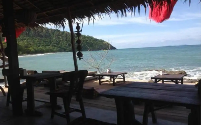 Baan Phu Lae