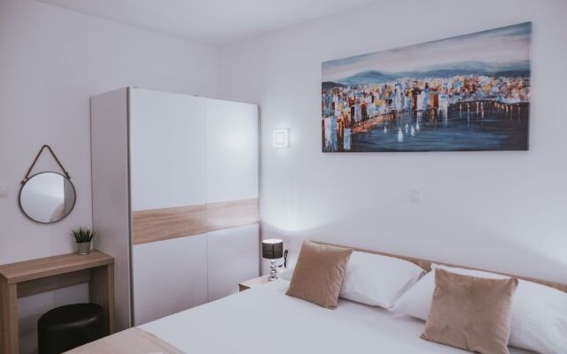 Poolside Hideout Apartments