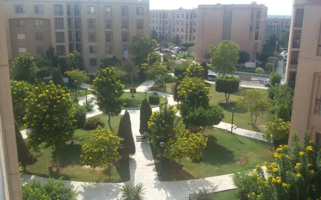 Luxurious Apartment in El Rehab City