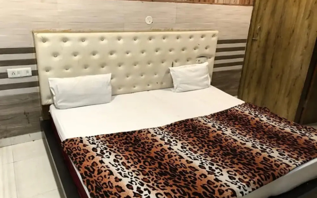 Goroomgo Gaurav Regency Hisar