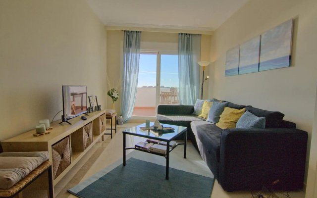 Bluebay Apartment - CT 108