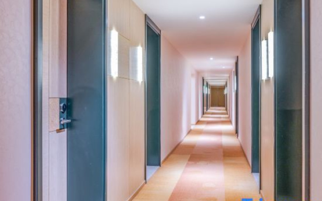 JianGuo Hidden Hotel (Beijing  Shuangjing Subway Station Branch)