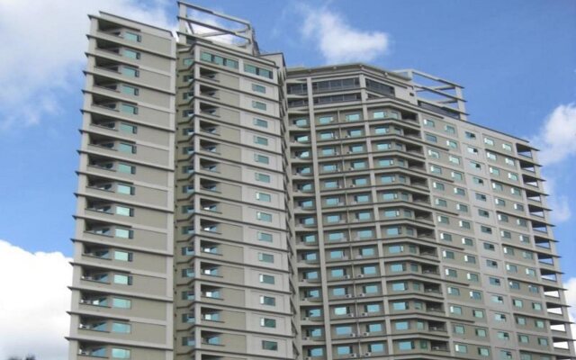Mandarin Plaza Hotel вид на фасад