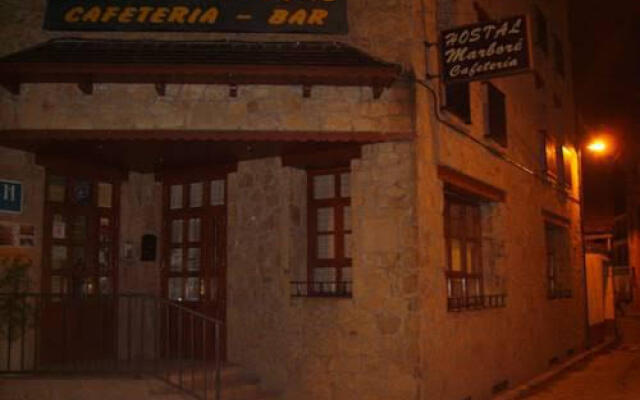 Отель Hostal Marboré вид на фасад