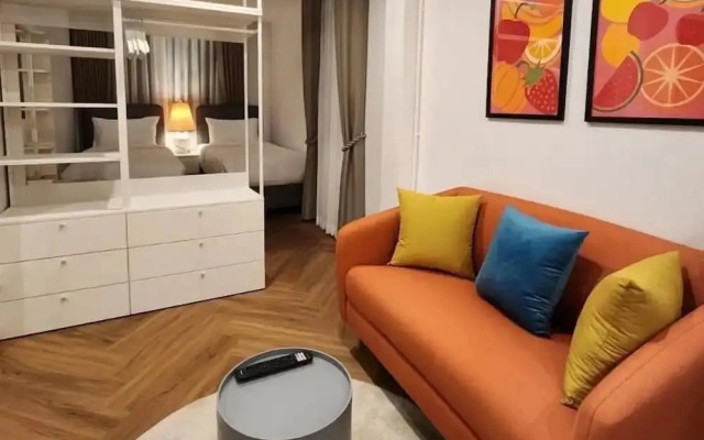 Sleep Walker Poshtel