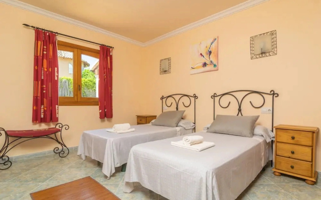 Villa Son Serra in Son Serra de Marina