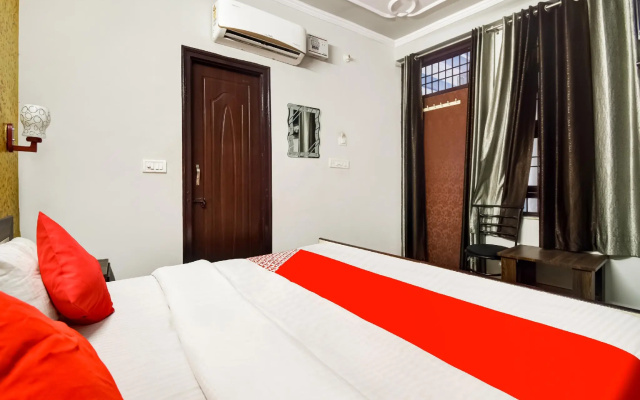 OYO 76212 Hotel Shiv Pratap