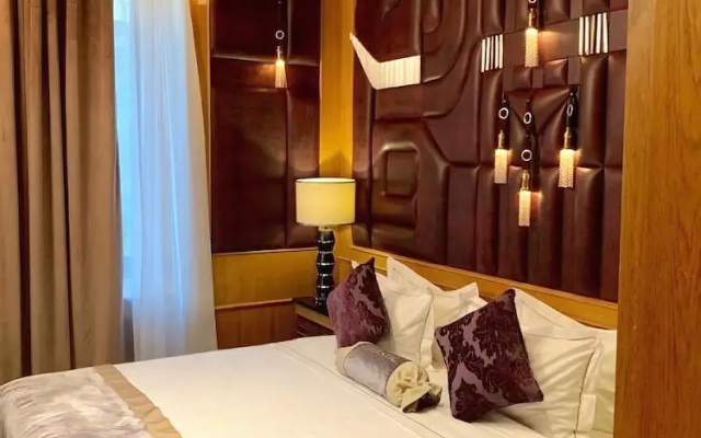 Majestic apartment on Nevsky,44