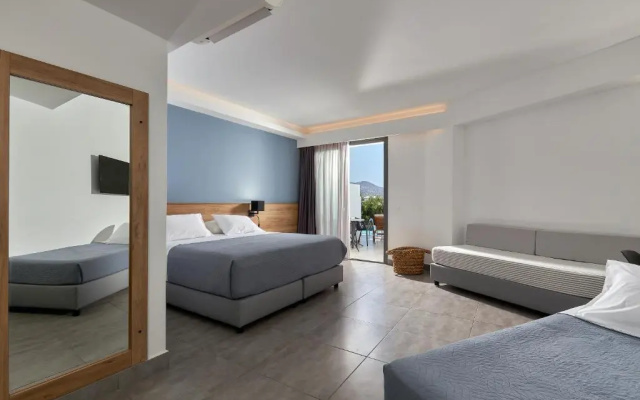 Amounda Bay Hotel