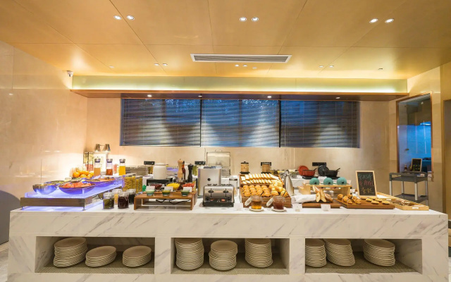 Lavande Hotel Wuhan QuShuiLou of Xinhua Road