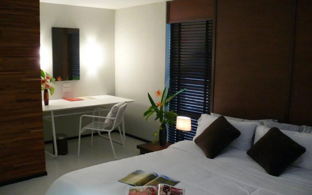 S2 Hotel