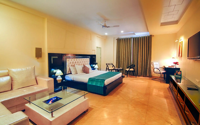 Shanti Seva Dham - The Religious Stay At Priyakant Ju Temple Vrindavan