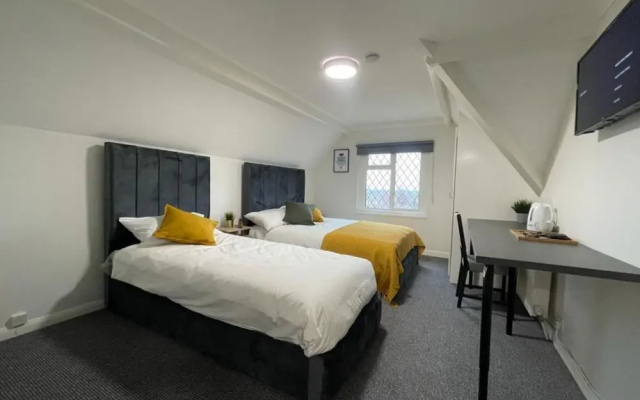 Woodford Hotel