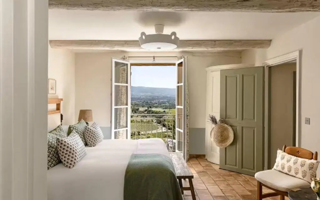 Hotel Crillon Le Brave