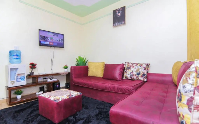 Serenity Homes- Cosy apartment
